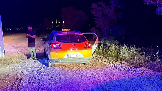 Otomobil yol çalışması alanına düştü, 1 yaralı