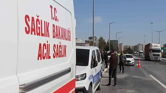 Otoyolda araç içinde sır ölüm: Başından tüfekle vurulmuş halde bulundu