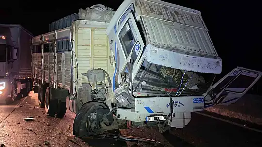 Otoyolda zincirleme kaza: 1 ağır yaralı