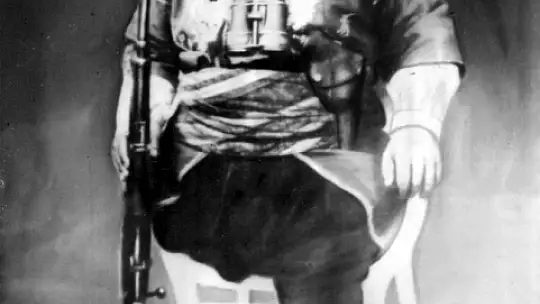 Prof. Dr. Yakar, Fransızların Antep'te yaptığı barbarlığı anlattı: Kahraman çocuğun ayağını kesip Louvre Müzesi'ne götürmüşler