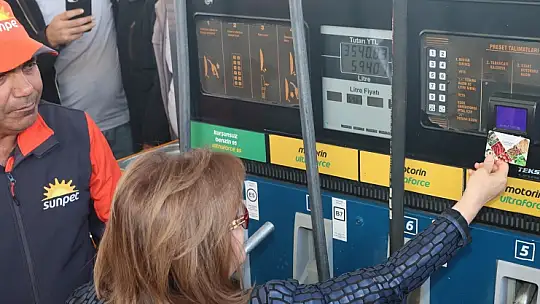 Şahin Nizipli çiftçilerle mazot desteği için bir araya geldi