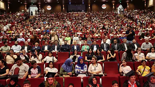 Şahinbey Belediyesi yaz okulu mezuniyet töreni düzenlendi
