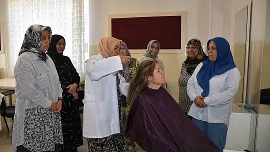Şahinbeyli kadınlar meslek öğreniyor