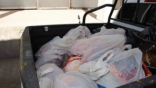 Şanlıurfa'da 1 ton bozuk et ele geçirdi