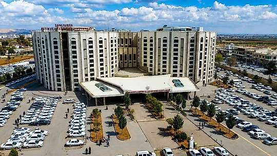Şanlıurfa'da 10 saatlik skolyoz ameliyatı başarıyla gerçekleştirildi
