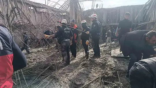 Şanlıurfa'da 2 katlı inşaatta göçük: 5 işçi altında kaldı