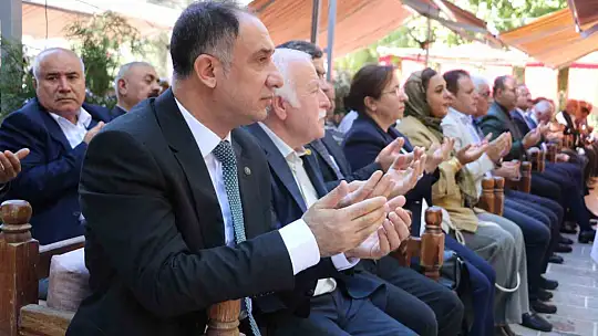 Şanlıurfa'da 3 bin kişiye etli pilav dağıtıldı