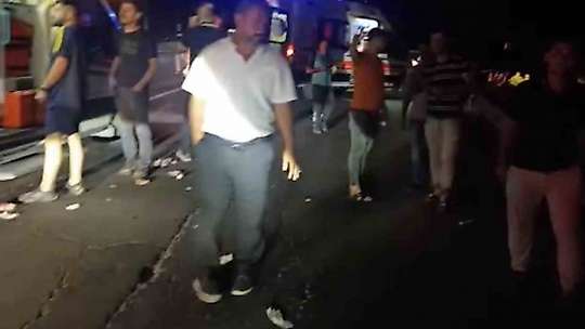 Şanlıurfa'da damperi açık kamyon kazaya neden oldu: 7 yaralı