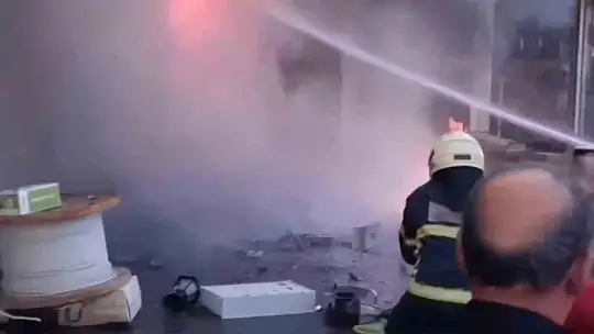 Şanlıurfa'da iş yerinde korkutan yangın