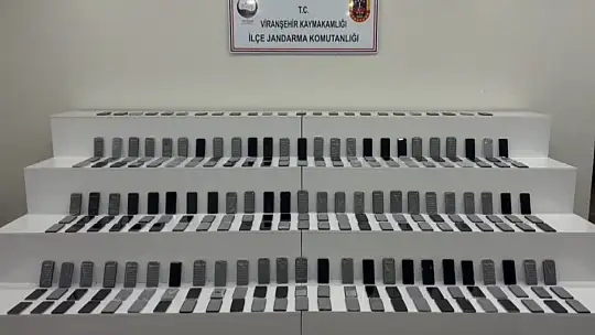 Şanlıurfa'da jandarmadan kaçakçılık operasyonu: 249 cep telefonu ele geçirildi