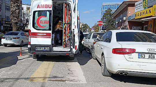 Şanlıurfa'da motosikletler çarpıştı, sürücüler yaralandı