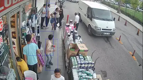 Şanlıurfa'da otele silahlı saldırı anları kameraya yansıdı