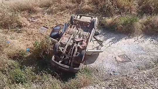 Şanlıurfa'da otomobil şarampole devrildi: 1 ölü, 4 yaralı