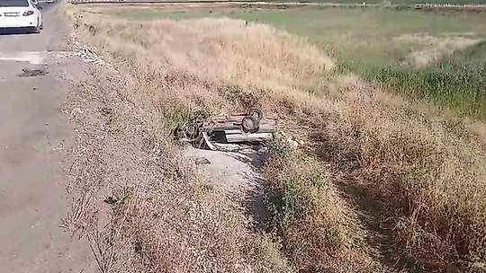 Şanlıurfa'da otomobil şarampole devrildi: 1 ölü, 4 yaralı