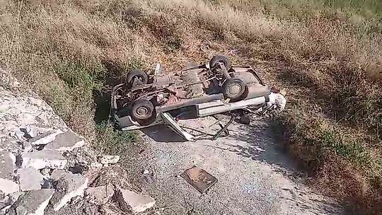 Şanlıurfa'da otomobil şarampole devrildi: 1 ölü, 4 yaralı