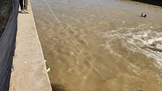 Şanlıurfa'da sulama kanalına giren çocuk boğuldu