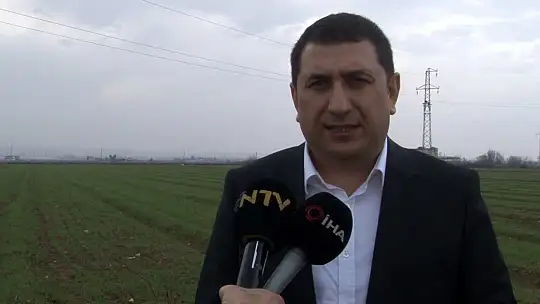 Şanlıurfa'da yoğun kar yağışları çiftçinin yüzünü güldürdü