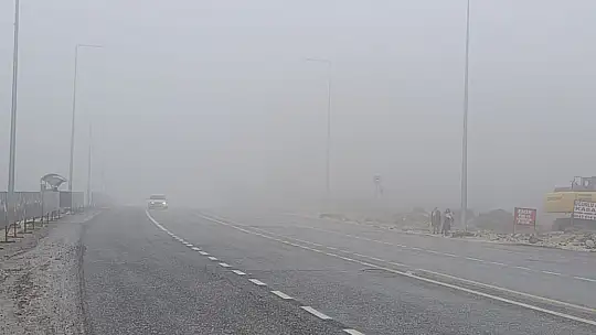 Şanlıurfa'da yoğun sis ve yağmur etkili oluyor