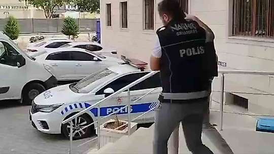 Yolcu otobüsünde 16 kilo 400 gram skunk ele geçirildi