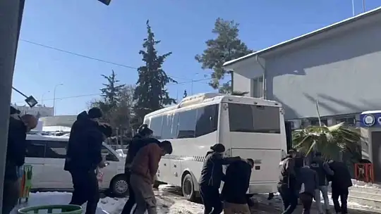 Şanlıurfa´da DEAŞ operasyonu: 4 tutuklama