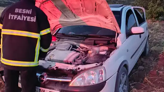 Şarampole yuvarlanıp alev aldı: 1 yaralı
