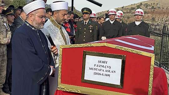 Şehit Piyade Uzman Çavuş Mustafa Aslan son yolculuğuna uğurlandı