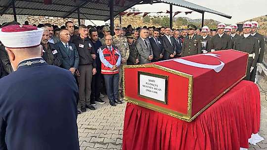 Şehit Piyade Uzman Çavuş Mustafa Aslan son yolculuğuna uğurlandı
