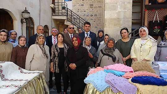 Şehit ve gazi ailelerinden hayır çarşısı