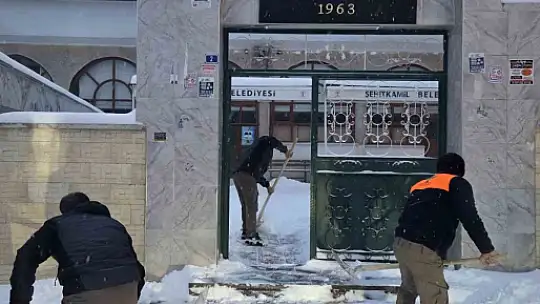 Şehitkamil'de camiler ibadete hazır