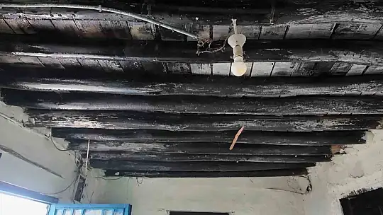 Siverek'te mağdur aileye hayırseverlerden destek