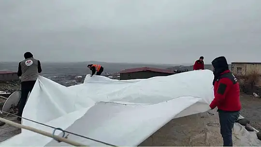 Siverek'te mağdur aileye hayırseverlerden destek