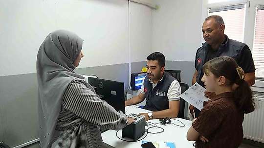 Suriyelilerin gönüllü dönüşleri Öncüpınar'da kesintisiz devam ediyor