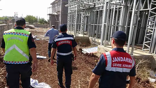 Adıyaman'da o arazilere yapılan bağ evlerinin inşaatı mühürlendi