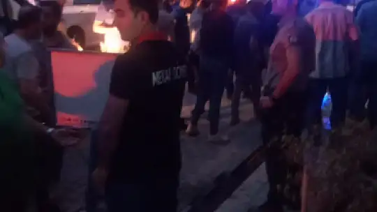 Tarsus'ta esnaflar arasında bıçaklı kavga: 1 ölü, 2'si polis 6 yaralı