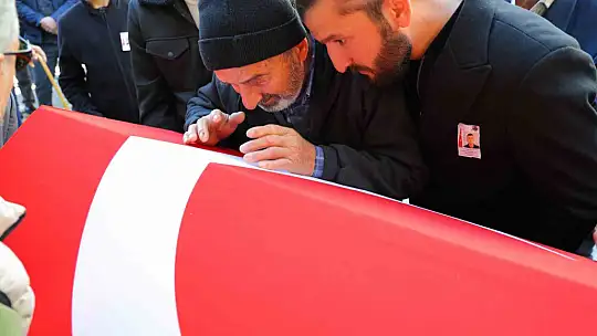 Terhis olduktan 5 gün sonra vefat eden genç son yolculuğuna uğurlandı