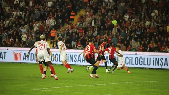 Trendyol Süper Lig: Gaziantep FK: 3 - Antalyaspor: 2 (Maç sonucu)