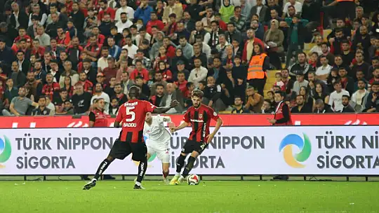 Trendyol Süper Lig: Gaziantep FK: 3 - Antalyaspor: 2 (Maç sonucu)