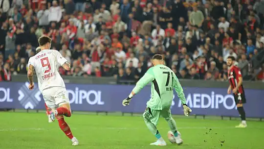 Trendyol Süper Lig: Gaziantep FK: 3 - Antalyaspor: 2 (Maç sonucu)