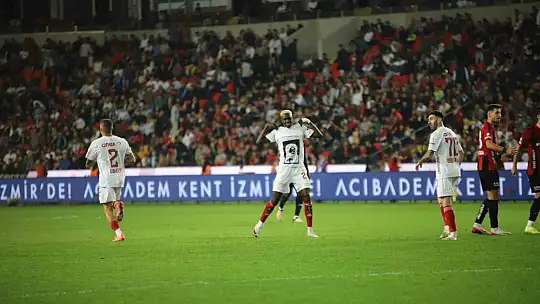 Trendyol Süper Lig: Gaziantep FK: 3 - Antalyaspor: 2 (Maç sonucu)