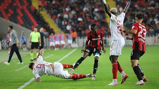 Trendyol Süper Lig: Gaziantep FK: 3 - Antalyaspor: 2 (Maç sonucu)