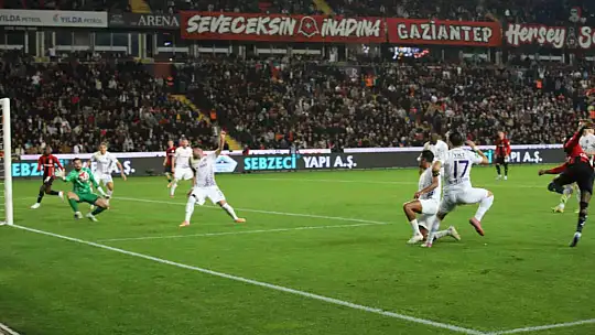 Trendyol Süper Lig: Gaziantep FK: 1 - Eyüpspor: 2 (Maç sonucu)