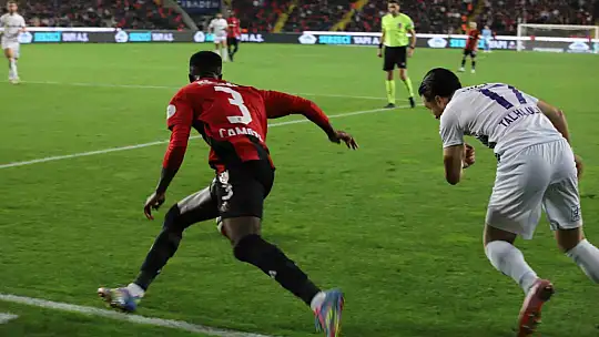 Trendyol Süper Lig: Gaziantep FK: 1 - Eyüpspor: 2 (Maç sonucu)