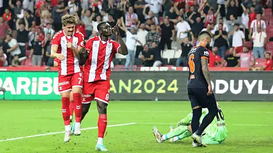 Trendyol Süper Lig: Samsunspor: 2 - RAMS Başakşehir: 0 (Maç sonucu)