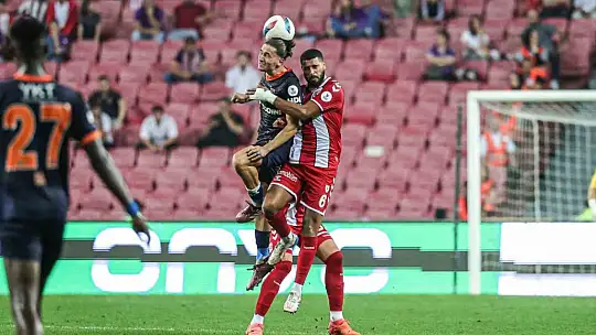 Trendyol Süper Lig: Samsunspor: 2 - RAMS Başakşehir: 0 (Maç sonucu)