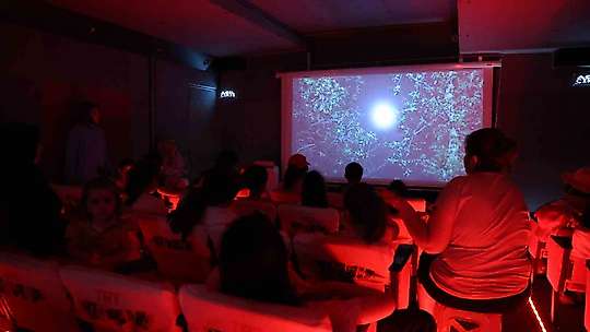 TRT Sinema Tırı Elazığlı çocuklara sinema keyfi yaşattı