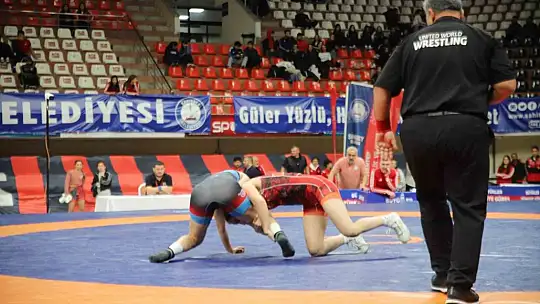 Türkiye Güreş Şampiyonası Gaziantep'te sona erdi