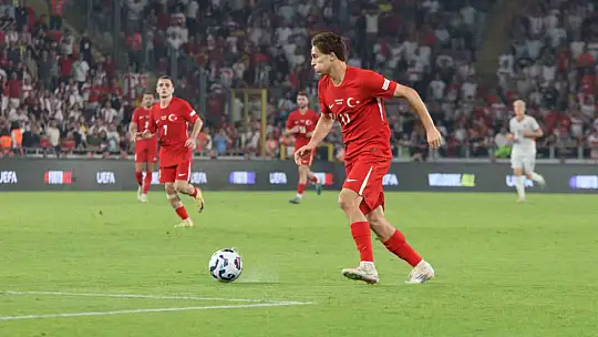 Türkiye İzlanda'yı Kerem'le geçti