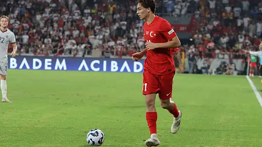 Türkiye İzlanda'yı Kerem'le geçti