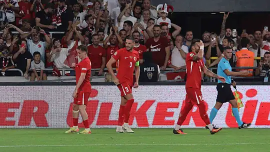 Türkiye İzlanda'yı Kerem'le geçti