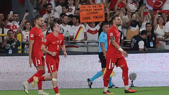 Türkiye İzlanda'yı Kerem'le geçti